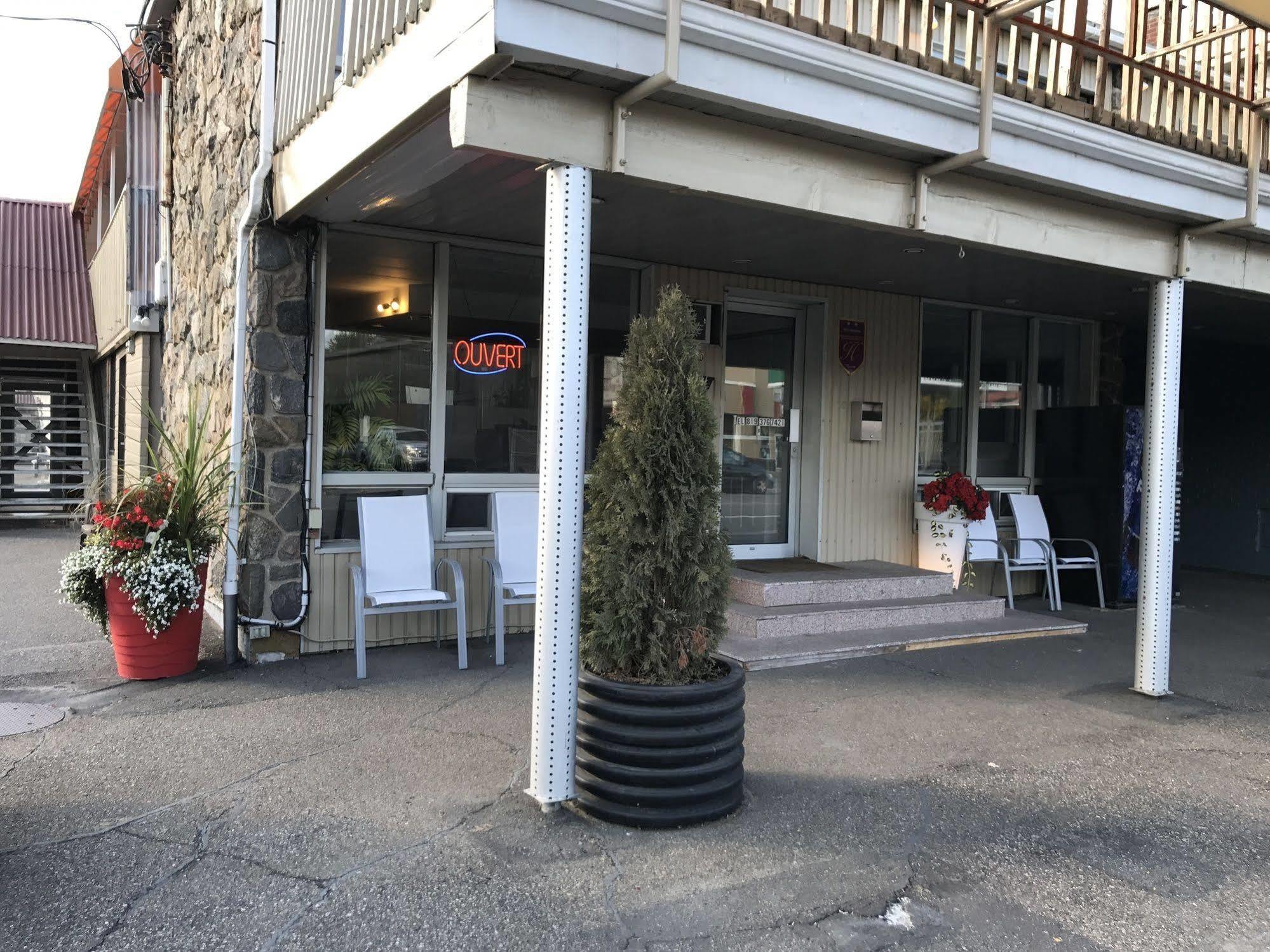 Motel Bellefeuille Trois-Rivieres Exterior photo